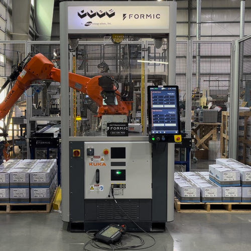 Sistema di pallettizzazione robotizzato - Formic Technologies - per movimentazione / per cassette / automatico