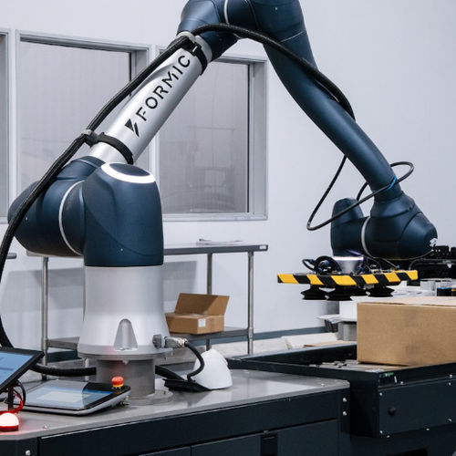 Robot articolato - Formic Technologies - 6 assi
