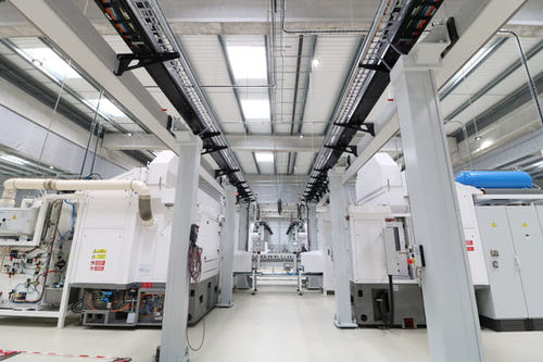 Sistema di automazione per macchina di produzione - PCI MACHINING