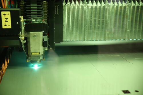 Taglio laser - LASER-FUSION - acciaio / per automotive / per applicazioni industriali