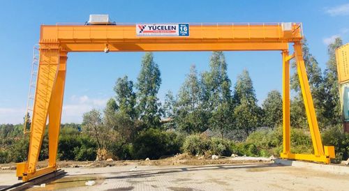 Gru a cavalletto su guida di scorrimento - Yücelen Vinc Makine - bitrave / monotrave