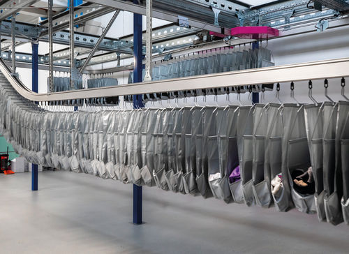Confezionatrice per sacchetti - BG - BEUMER Group GmbH & Co.KG - orizzontale / flow-pack / automatica
