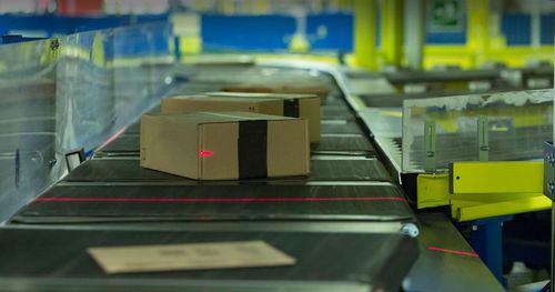 Smistatore a nastro trasversale - Multisort500 - LEONARDO SPA - per il settore intralogistico / ottico / per pacchi