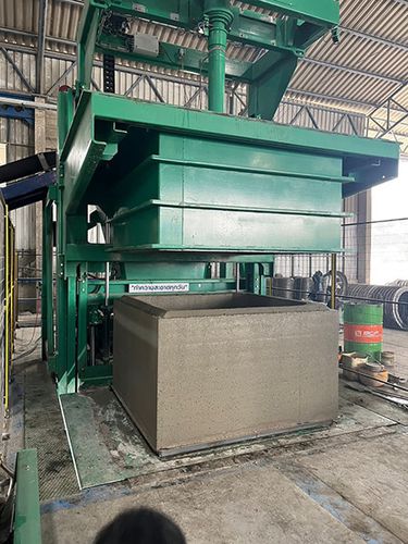 Macchina di produzione per canalizzazioni in calcestruzzo - PRO1.1 - CROCI MARIO E FIGLI SRL - interamente automatica