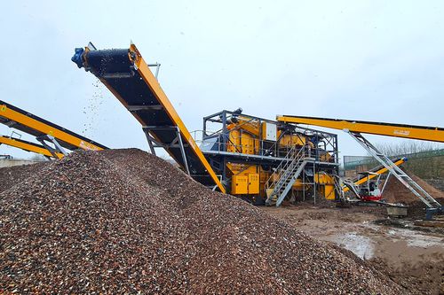 Trasportatore a nastro - Bruce Engineering - idraulico / inclinato / da trasporto