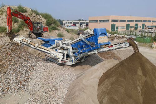 Vaglio per il riciclaggio - UVS series - CAMS SRL - a vibrazione / per rifiuti / trasportatore a nastro