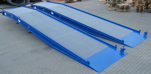 Rampa di carico per piattaforma - LB series - AP Machinebouw B.V. - mobile / idraulica / galvanizzata