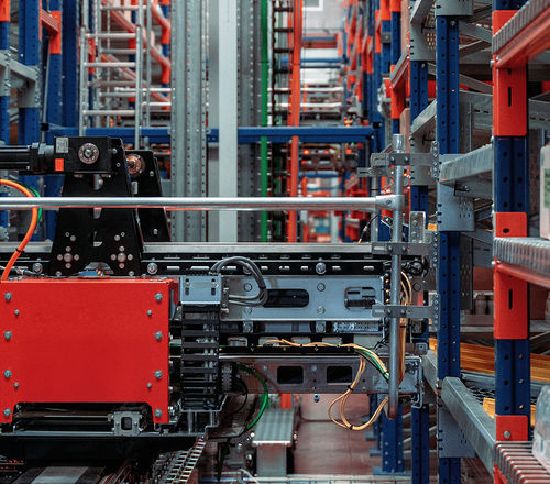 Trasloelevatore automatico - Transelevador - VRC WAREHOUSE TECHNOLOGIES - tridirezionale / per sistema di contenitori / per magazzino