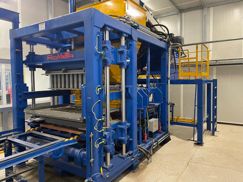 Blocchiera per manufatti automatica - Rometa 2030 - Rometa S.A. - mobile / per il settore dell'edilizia