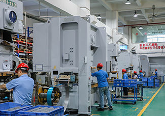 Stampaggio titanio - CTT TECHNOLOGY (UK) LIMITED - acciaio inossidabile / alluminio / rame