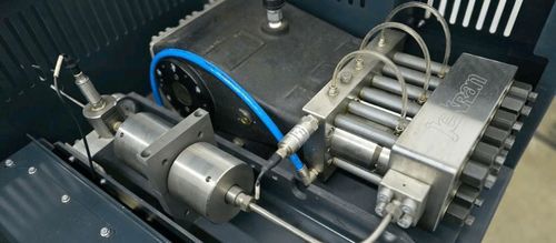 Pompa a stantuffo - 4000 - Jekran Ltd. - ad acqua / con motore elettrico / fissa