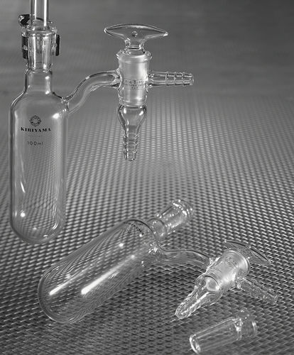 Provetta da laboratorio con filtro - KIRIYAMA GLASS WORKS CO. - in vetro