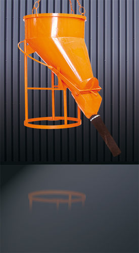 Benna per calcestruzzo conica - 1023 series - Eichinger Equipement - con tubo di scarico