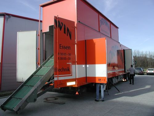 Mulino per materie plastiche - NEUE HERBOLD Maschinen-u. Anlagenbau GmbH - mobile / per il riciclaggio