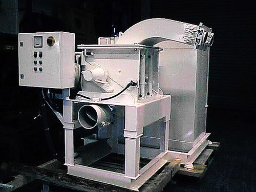 Mulino per materie plastiche - AD Series - NEUE HERBOLD Maschinen-u. Anlagenbau GmbH - a coltelli / per rifili laterali