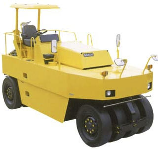 Rullo compattatore gommato - 15 000 kg (33 070 lbs) | TS200 - SAKAI HEAVY INDUSTRIES