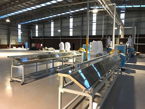 Linea di estrusione doppia vite - Everplast Machinery Co., Ltd. - per profilati / per rivestimento / per PVC
