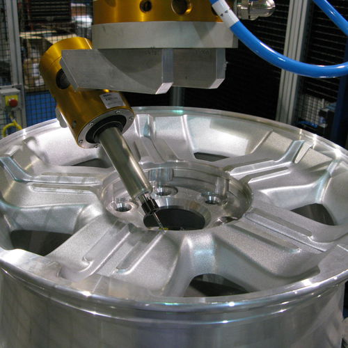 Cella robotizzata di finitura - Acme Manufacturing - di sbavatura / di rettifica / per l'industria automobilistica