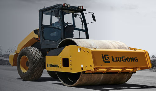 Rullo compattatore monocilindro - 6612E - Liugong Construction Machinery N.A., LLC