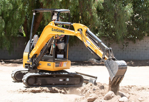 Escavatore intermedio - 9027FZTS - Liugong Construction Machinery N.A., LLC - cingolato / diesel / senza sbalzo posteriore