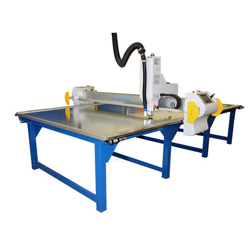 Macchina da taglio laser - L135 - Eastman Machine Company - per materiale tessile / a comando numerico / di etichettatura