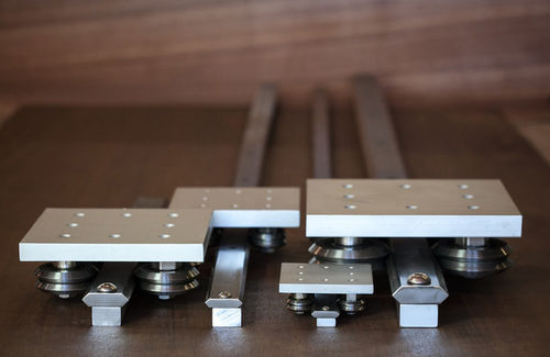 Guida lineare a rulli - Modern Linear - in acciaio / in alluminio / compatta