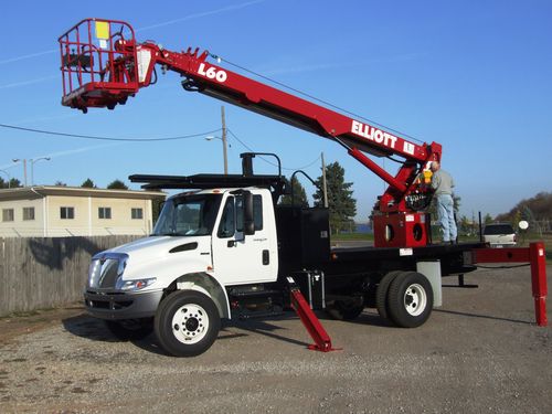 Piattaforma telescopica montata su camion - max. 2 676 kg, 18.9 m | L60R - Elliott Equipment Company - idraulica