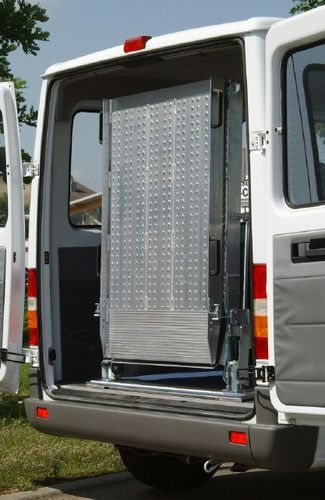 Rampa di carico per veicolo utilitario - RRD series - ALTEC - a serramanico