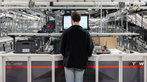 Postazione di lavoro di preparazione ordini - PickCenter One - TGW-Mechanics - ergonomica / manuale