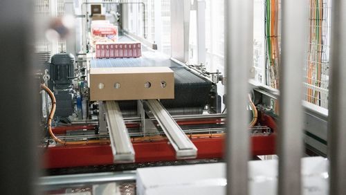 Sistema di pallettizzazione robotizzato - Stax - TGW-Mechanics - a strati / a portale / automatizzato