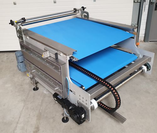 Trasportatore a nastro - CERMAC - retrattile / per panificio industriale / per l'industria agroalimentare