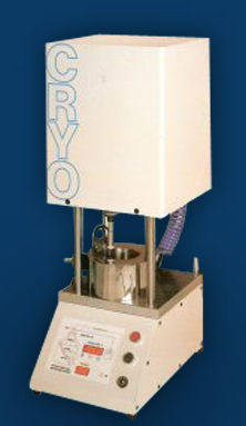 Mulino verticale - CRYOTEC - automatico / criogenico