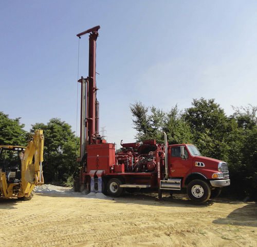 Perforatrice di pozzi geotermici - T455WS  - SCHRAMM, INC. - su autotelaio / rotativa / idraulica