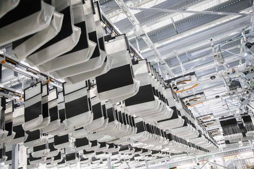 Sistema di movimentazione automatizzato - AIRTRAX - VANDERLANDE - modulare / per cartoni / per tubi flessibili