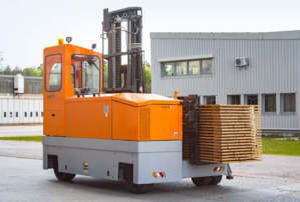 Carrello elevatore laterale elettrico - 2150 - HUBTEX - con conducente seduto / per movimentazione / per interno
