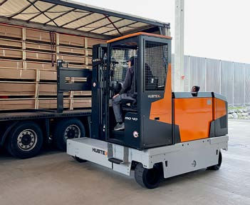 Carrello elevatore laterale elettrico - 2825 - HUBTEX - con conducente seduto / per movimentazione / per interno