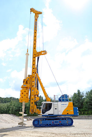 Perforatrice multifunzione - BG 33 H BT 75 - BAUER Maschinen GmbH - rotativa / per cantiere di costruzione