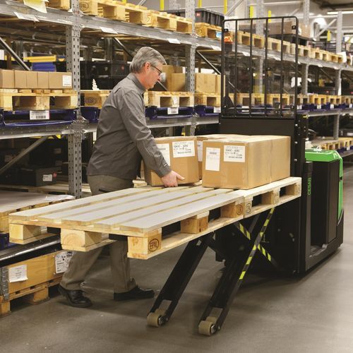 Carrello commissionatore elettrico - O1 series - CESAB - per magazzino / a forbice
