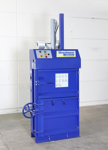 Pressa imballatrice per cartone - BalePress 4 - Strautmann Umwelttechnik - per carta / verticale / a carico frontale