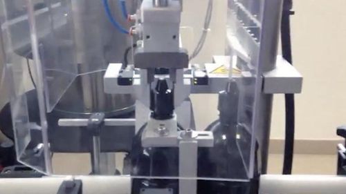 Riempitrice tappatrice etichettatrice automatica - RTE1U - PMR System Group - rotativa / a motore / per liquido