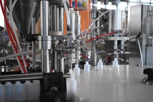 Riempitrice chiuditrice automatica - MFC - PMR System Group - per liquidi / monoblocco / rotativa
