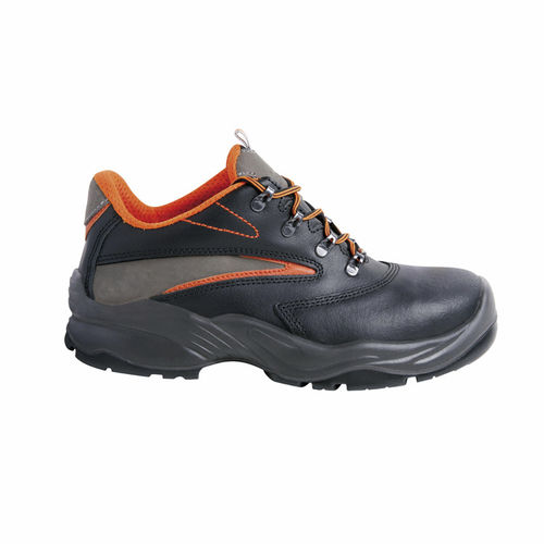 Scarpe antinfortunistiche S3 - SALVADOR  - Giasco Srl - per cantiere / antiscivolo / a tenuta stagna