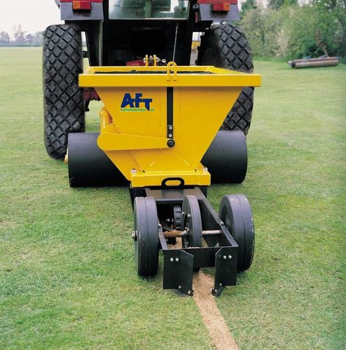 Tramoggia di riempimento - AFT TRENCHERS LIMITED - a sabbia / mobile