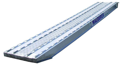 Rampa di carico mobile - max. 26 000 kg | XO series - Mauderer Alutechnik