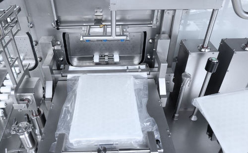Macchina di confezionamento automatica - Bausch + Ströbel Maschinenfabrik Ilshofen GmbH+Co. KG - per sacchi / per l'industria farmaceutica