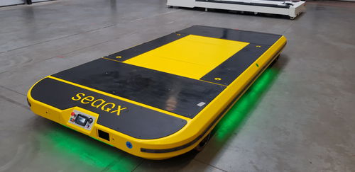 Trasportatore elettrico a 2 assi - Seaqx NV - omnidirezionale / radiocomandato