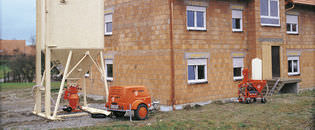 Sistema di trasporto pneumatico per intonaci asciutti - SILOJET III - Knauf PFT GmbH & Co. KG