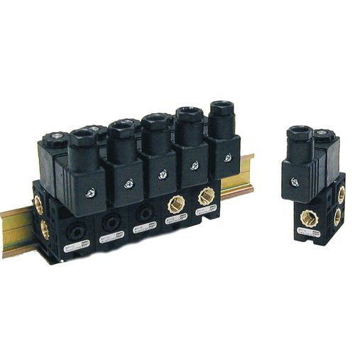 Distributore pneumatico a valvola - 110 - Aircomp by Stampotecnica - azionato tramite solenoide / a 3/2 vie / a 2/2 vie