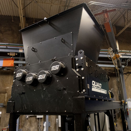 Trituratore a 4 alberi - Quad® Q115 series - SSI Shredding Systems, Inc. - per scarti industriali / per coppia elevata / con cesoia rotativa