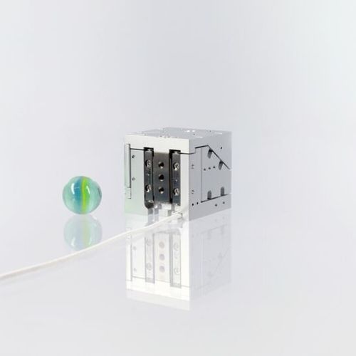 Piastra di posizionamento alto carico - CHS-3232 - SmarAct GmbH - verticale / in ciclo chiuso / compatta